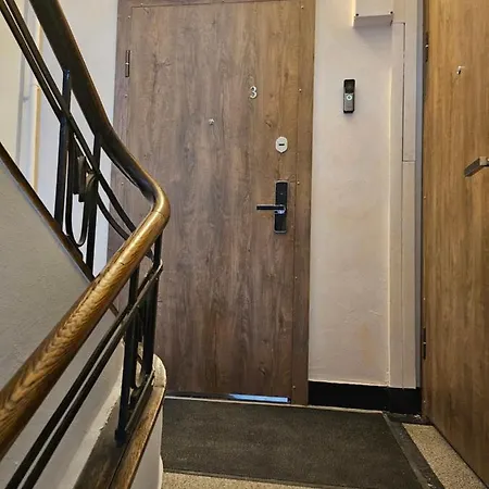 Kauno Apartamentai Big King Size Bed Apartment