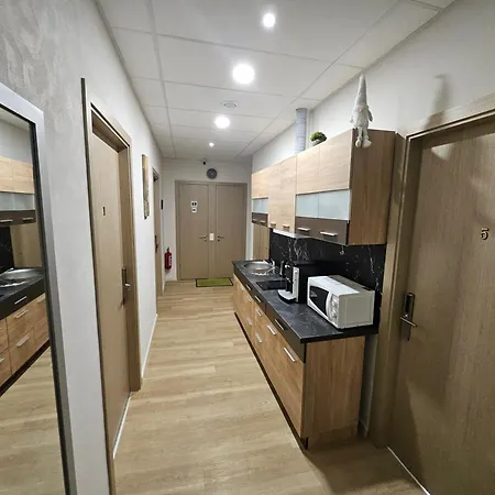 Kauno Apartamentai Big King Size Bed *