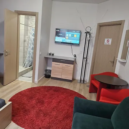Apartment Kauno Apartamentai Big King Size Bed *