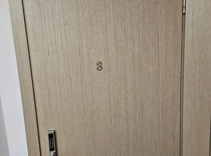 Kauno Apartamentai Big King Size Bed Daire Kaunas