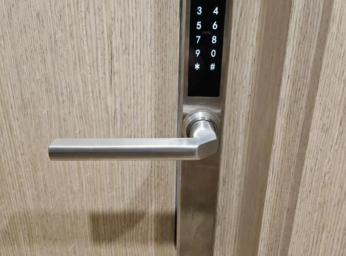 Kauno Apartamentai Big King Size Bed Daire Kaunas