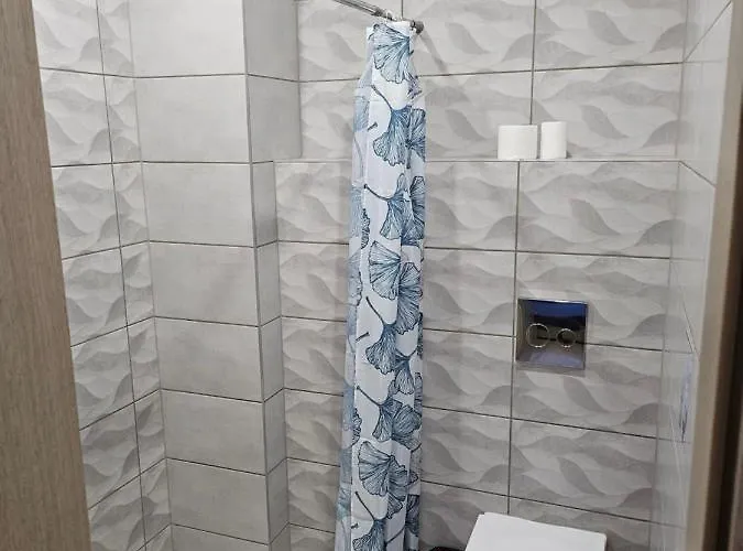 Daire Kauno Apartamentai Big King Size Bed *